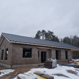 Jumta konstrukciju būvniecība un jumta segumu montāža